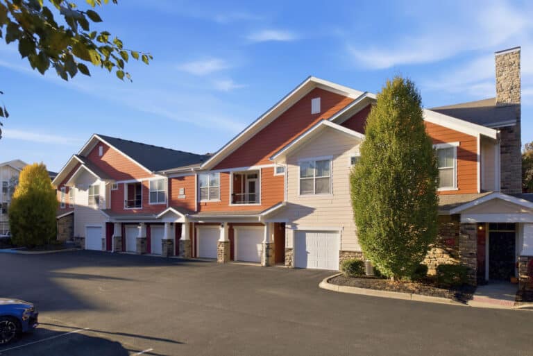 Louisville townhomes at Hurstbourne Estates